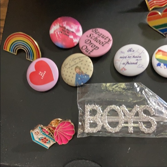 TAYLOR 📌SWIFT PIN 📌 BUNDLE - Picture 7 of 7